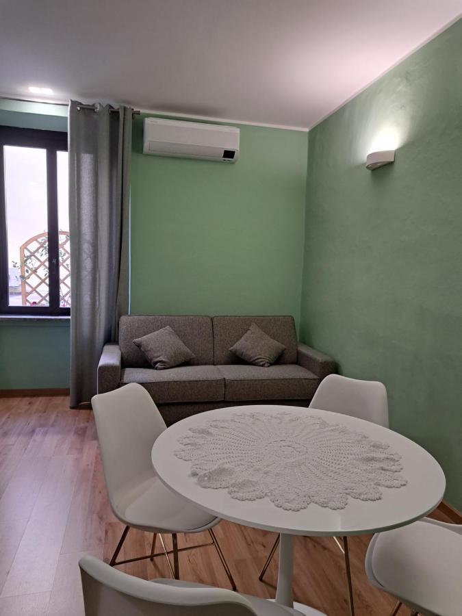 2 Via Fabio Mangone Apartamento